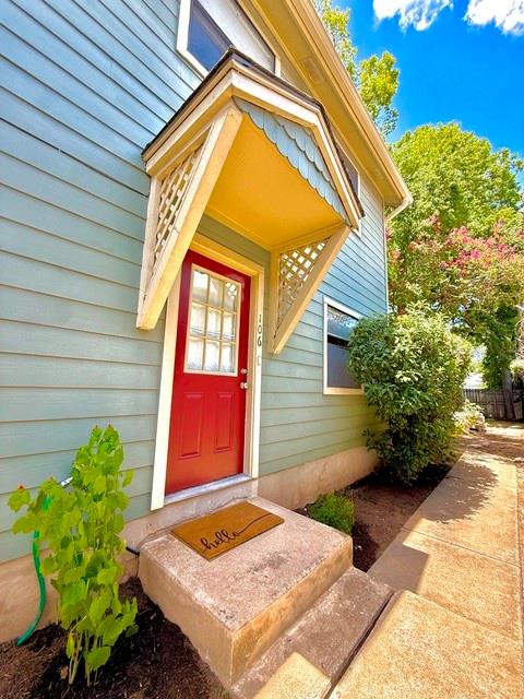 900 Taulbee, Austin, TX 78757 — photo 1