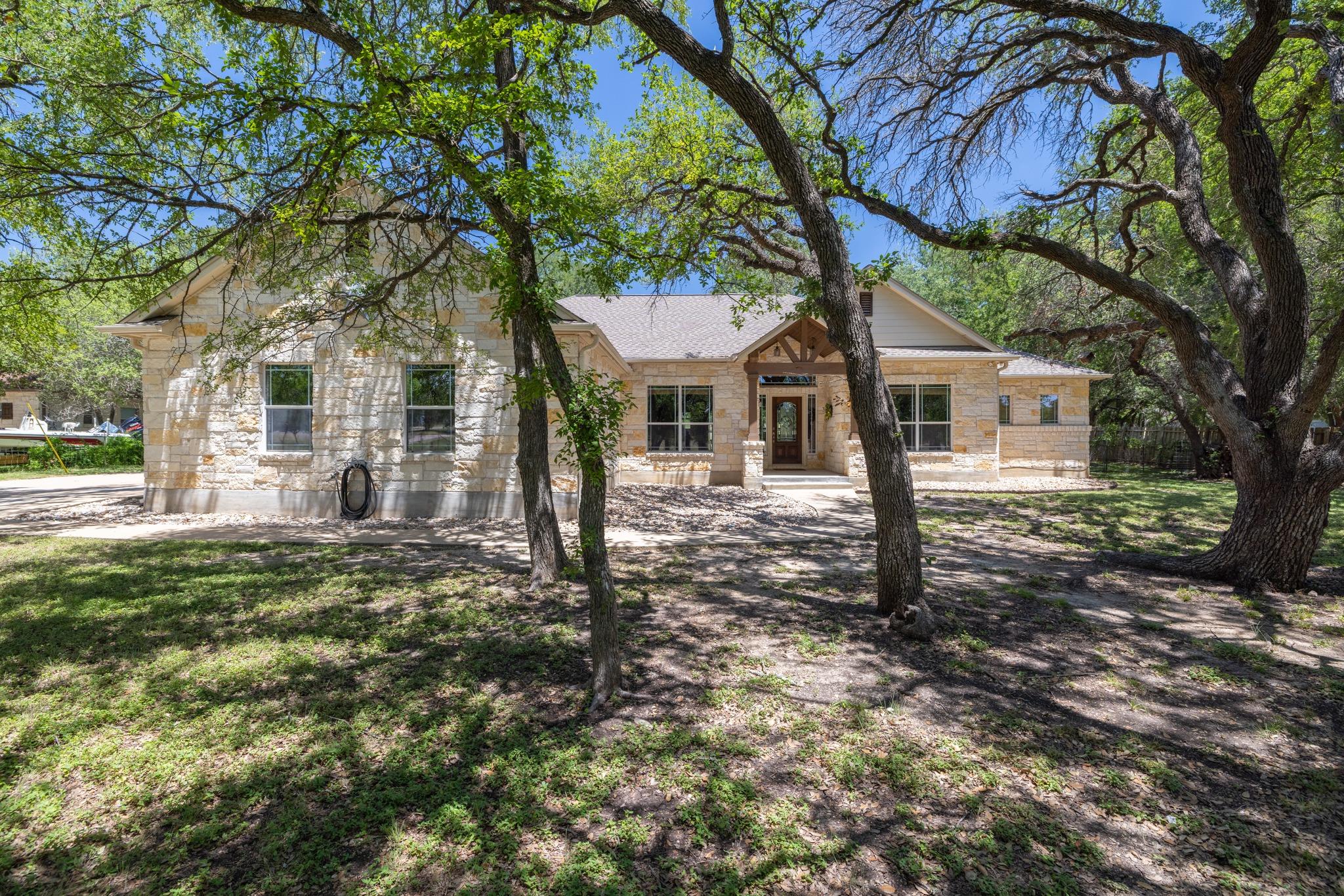2721 County Road 258, Liberty Hill, TX 78642 — photo 1