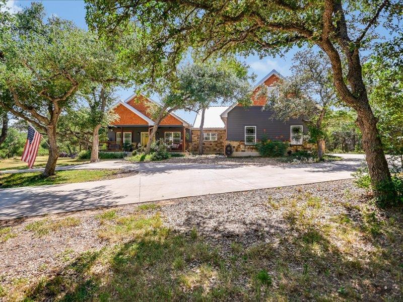 530 Cascade, San Marcos, TX 78666 — photo 1