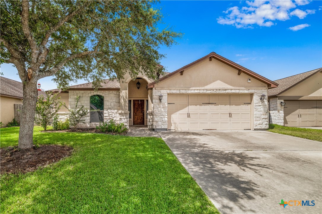 111 San Polo Court, Victoria, TX 77904 — photo 1