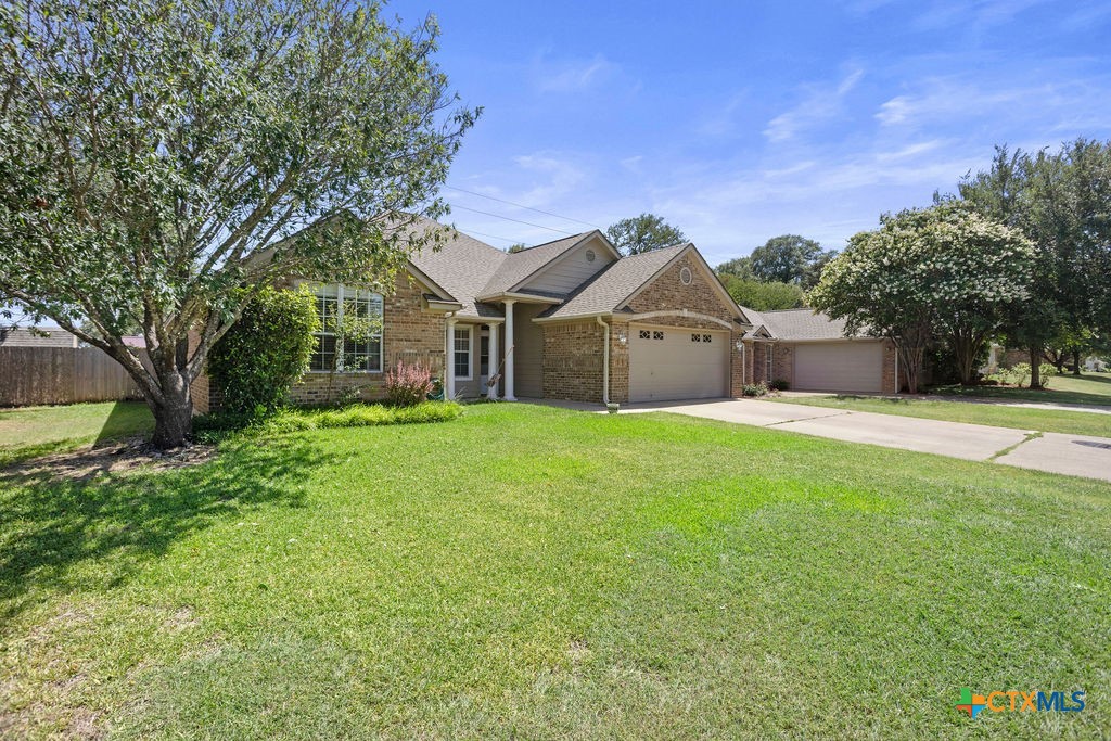 428 Armstrong Drive, Belton, TX 76513 — photo 1