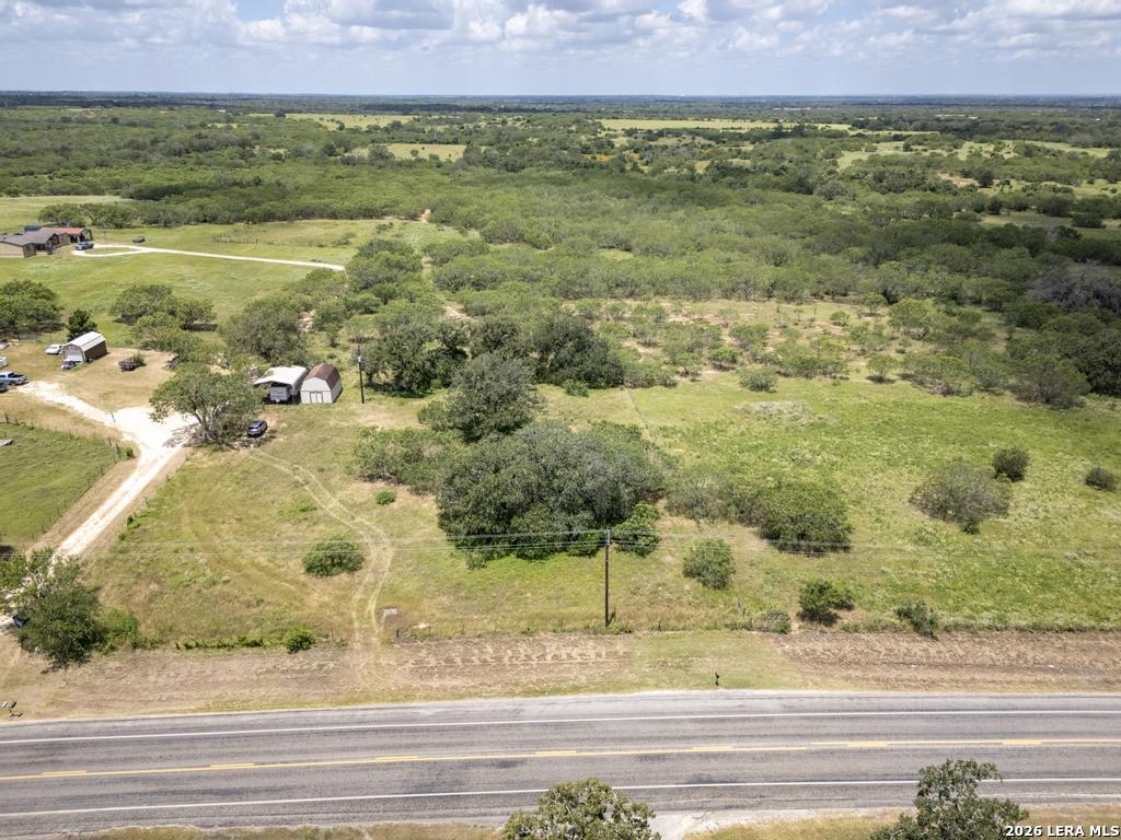 5616 FM 1117, , 78155 — photo 1