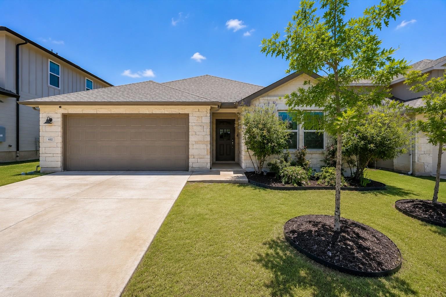 632  Wild Spur Ln, Liberty Hill, TX 78642 — photo 1