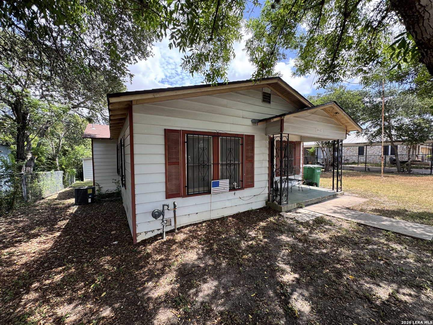 1837 E HIGHLAND BLVD, San Antonio, TX 78210 — photo 1