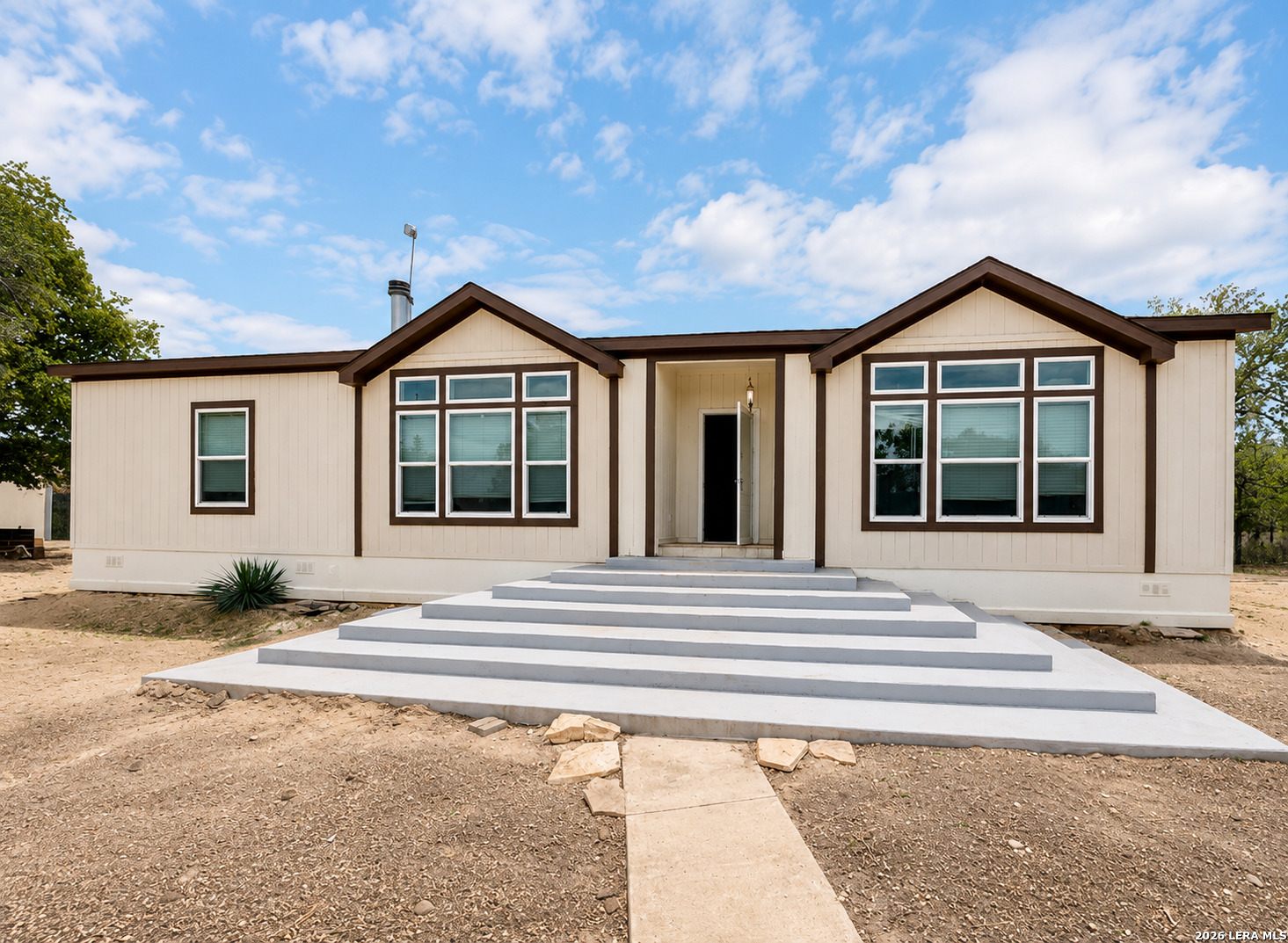 366 Ranch Rd, ,  78069 — photo 1