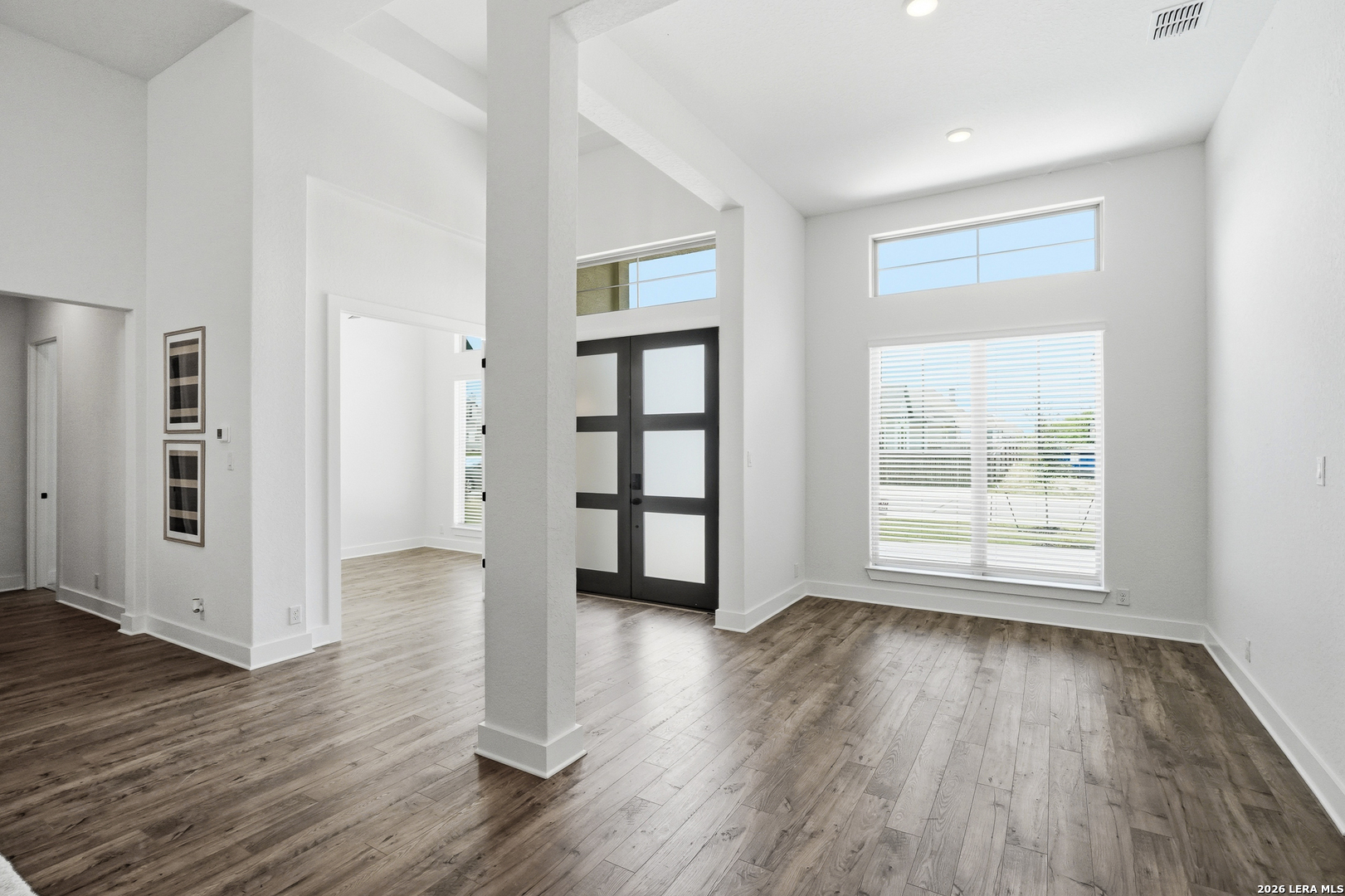 512 Cotorra Springs, ,  78108 — photo 1