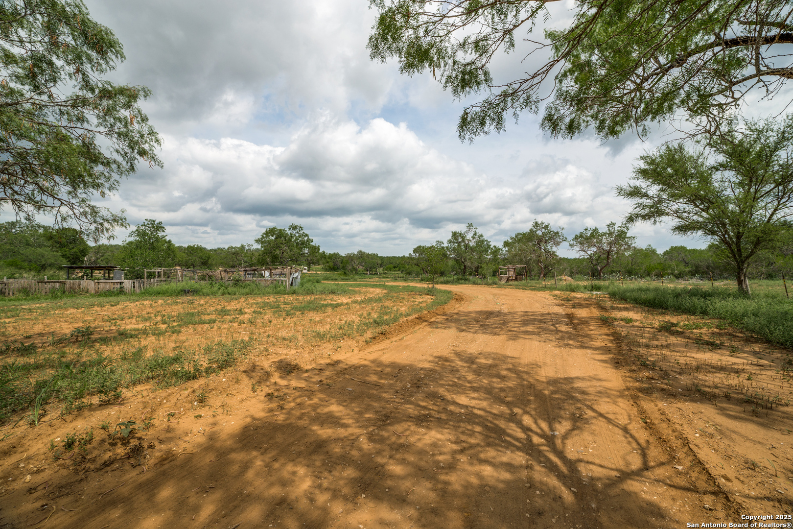 1062 County Road 122 Lot 4, ,  78114 — photo 1