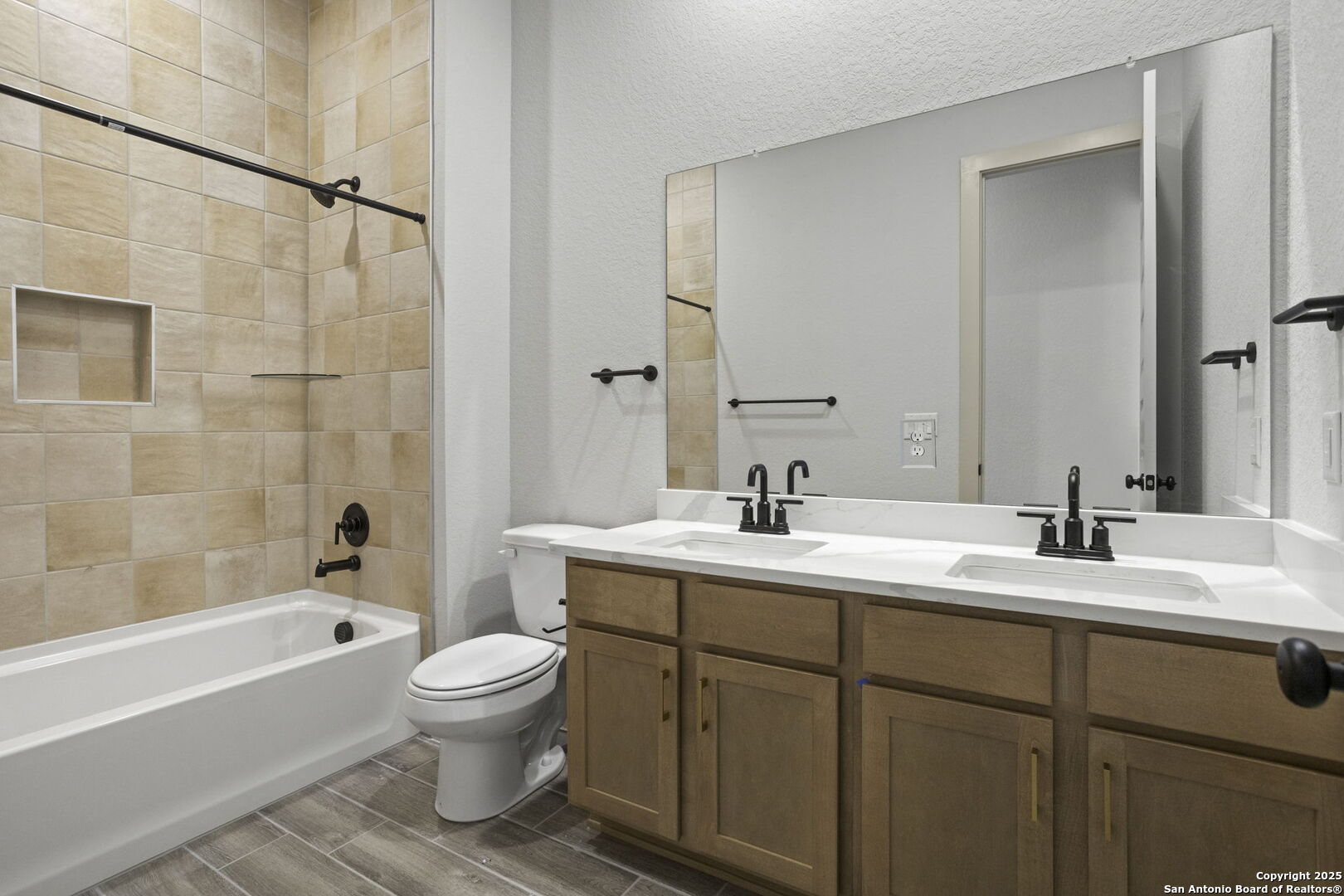 1641 Saddleback Run, ,  78130 — photo 1