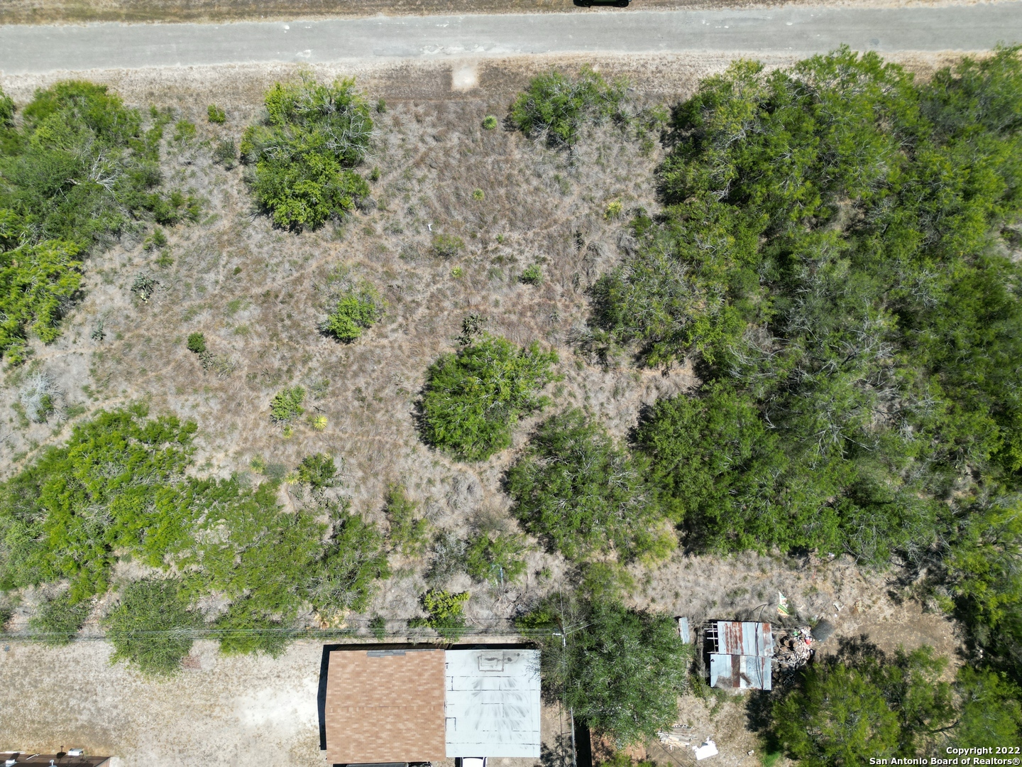143 Tomahawk Dr, , 78383 — photo 1