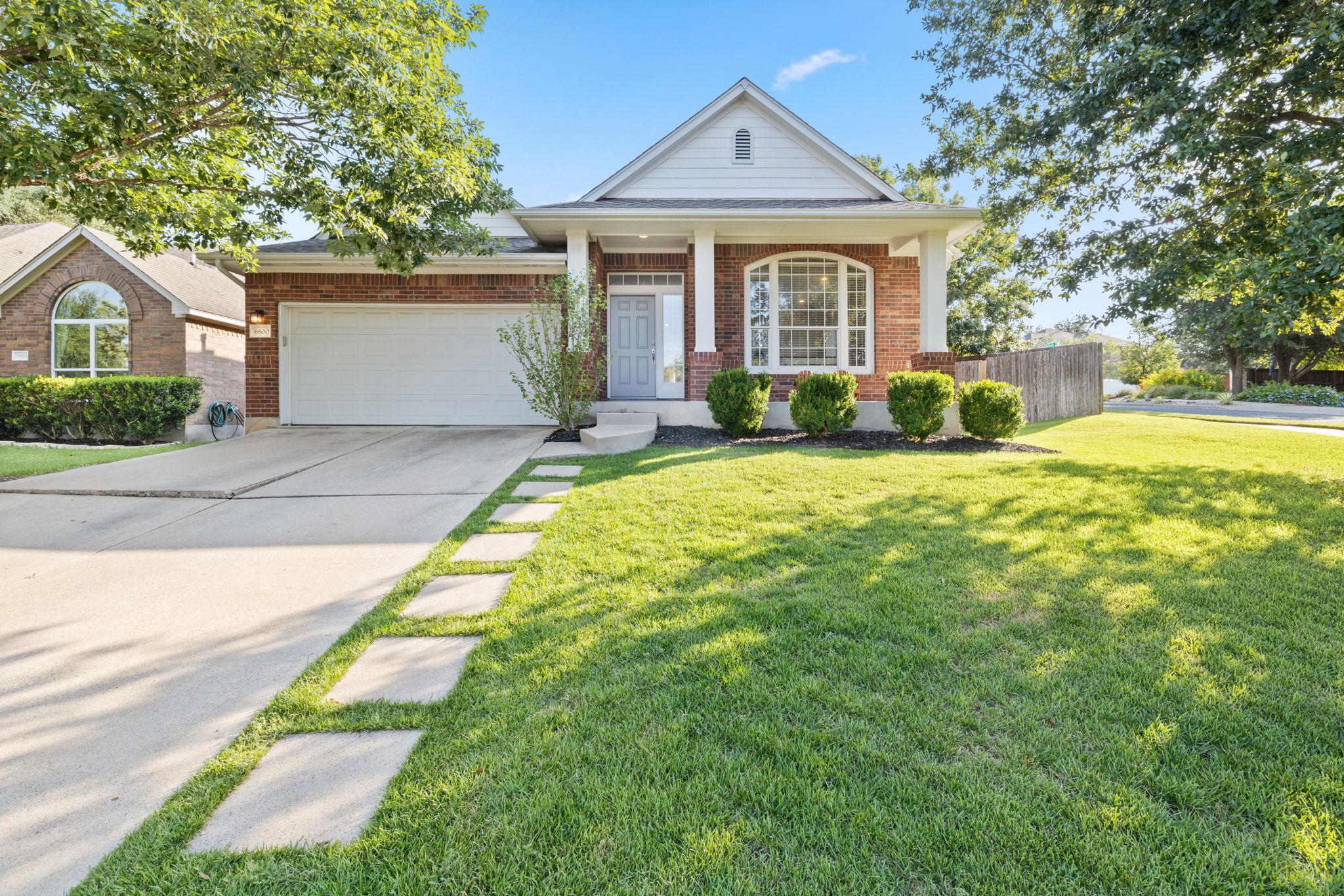 6800 La Concha, Austin, TX 78749 — photo 1
