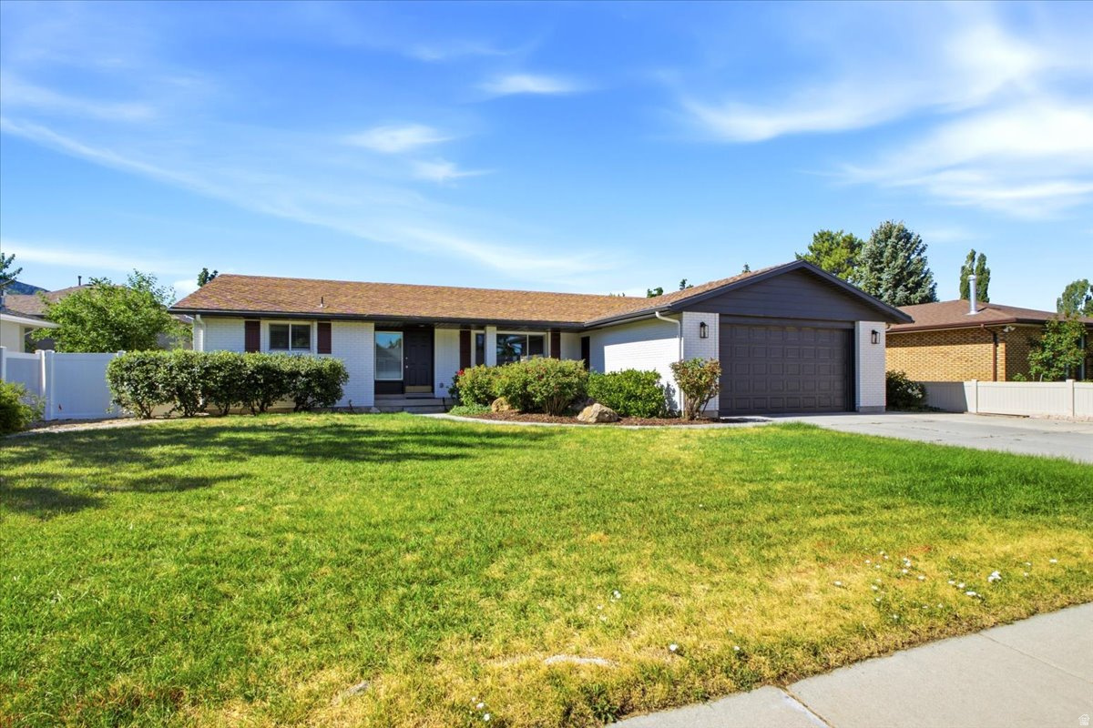 1676 E 11245 S, Sandy, UT 84092 — photo 1