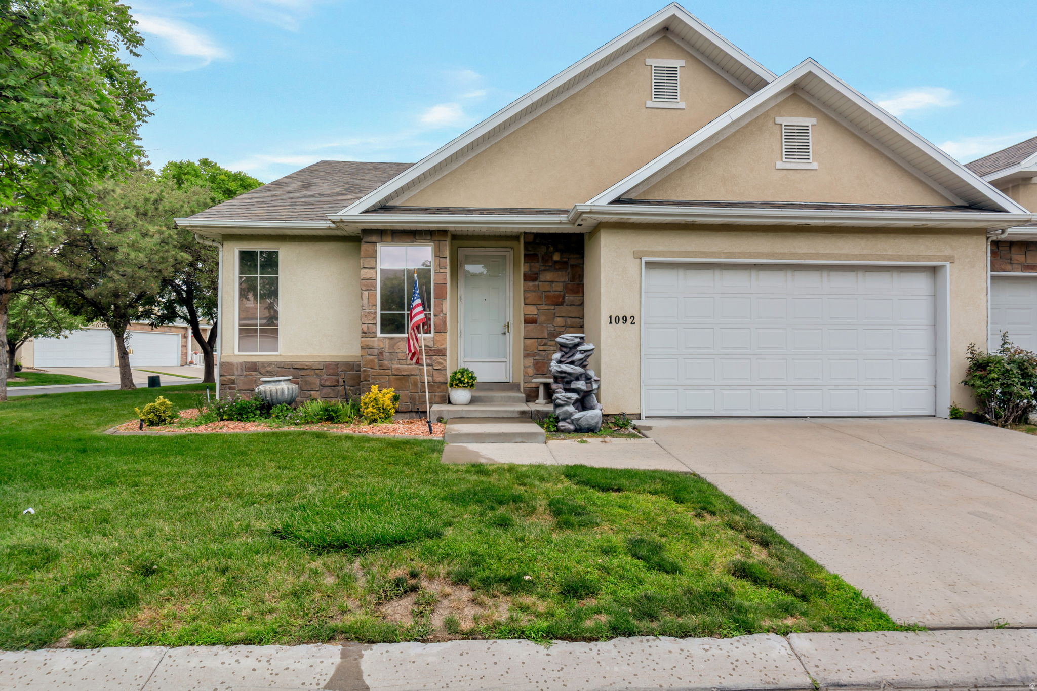 1092 W TITHING RIDGE DR, Riverton, UT 84065 — photo 1