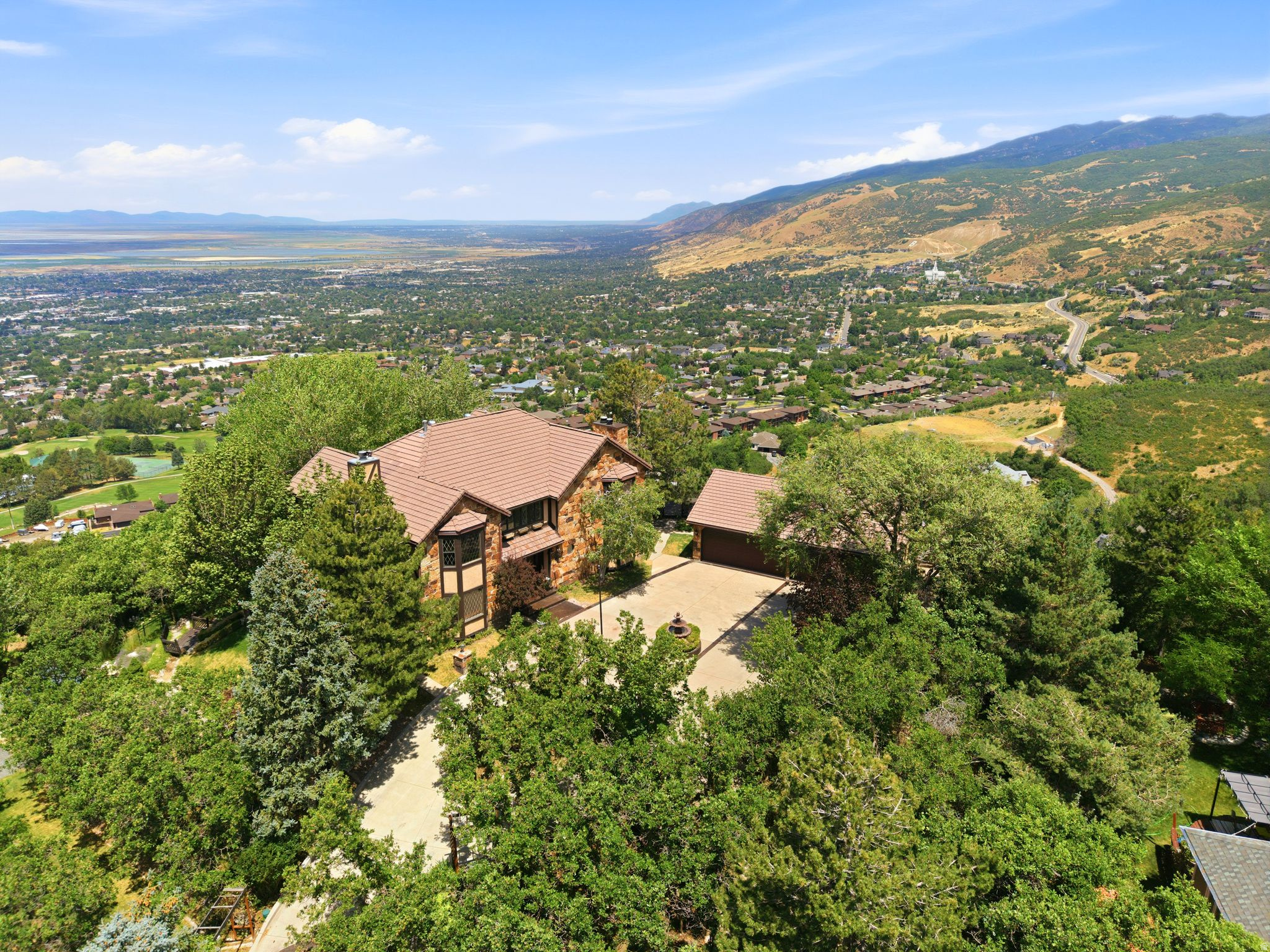 1501 E MAPLE HILLS DR, Bountiful, UT 84010 — photo 1
