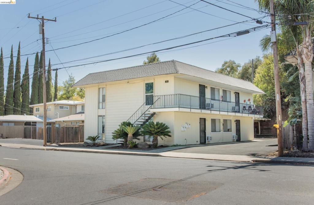 22 S Lake Dr, Antioch, CA 94509 — photo 1