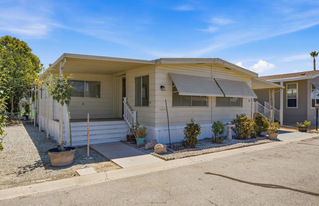 5001 W Florida Avenue 36, Hemet, CA 92545 — photo 1