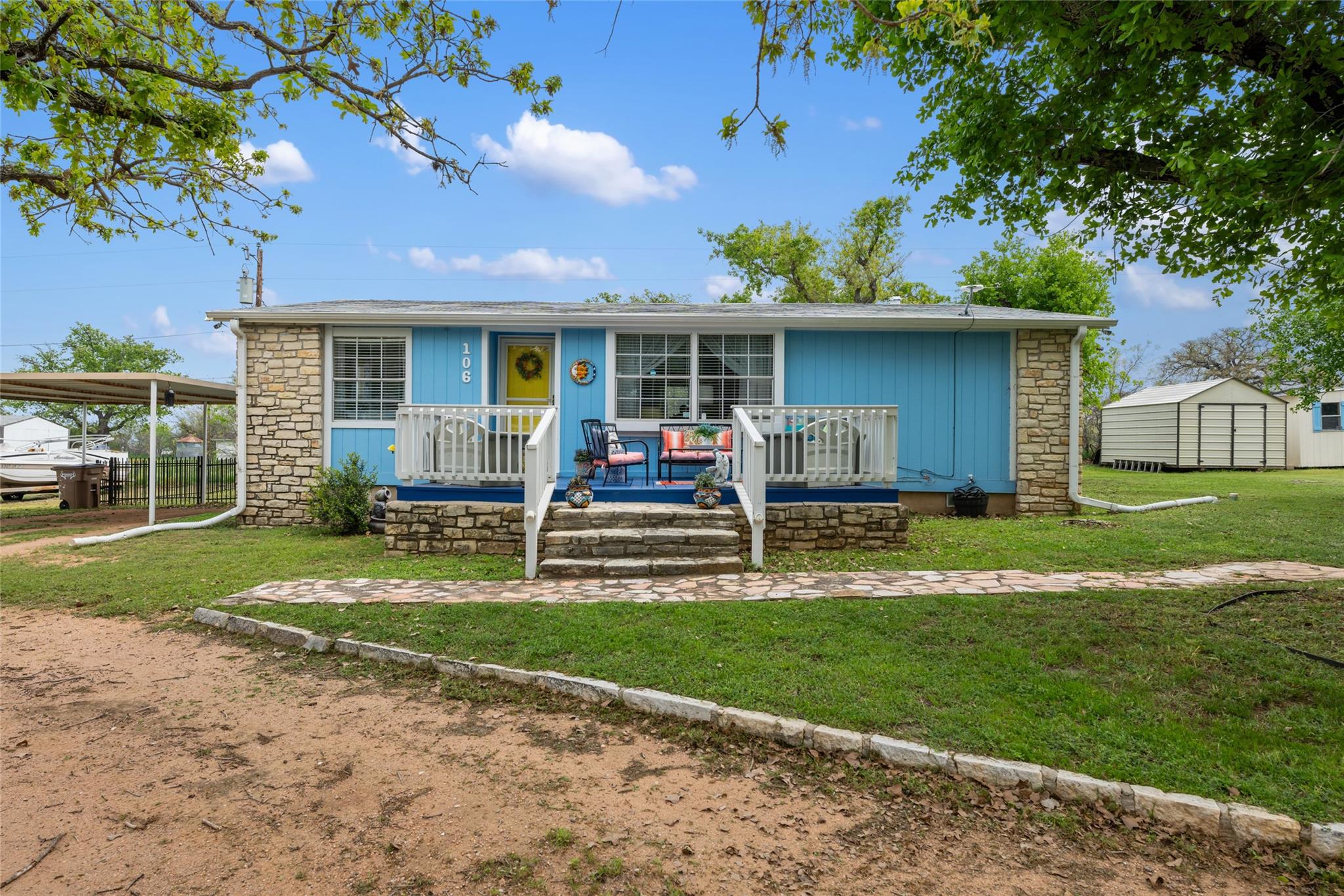 106 Black Rock, Buchanan Dam, TX 78609 — photo 1