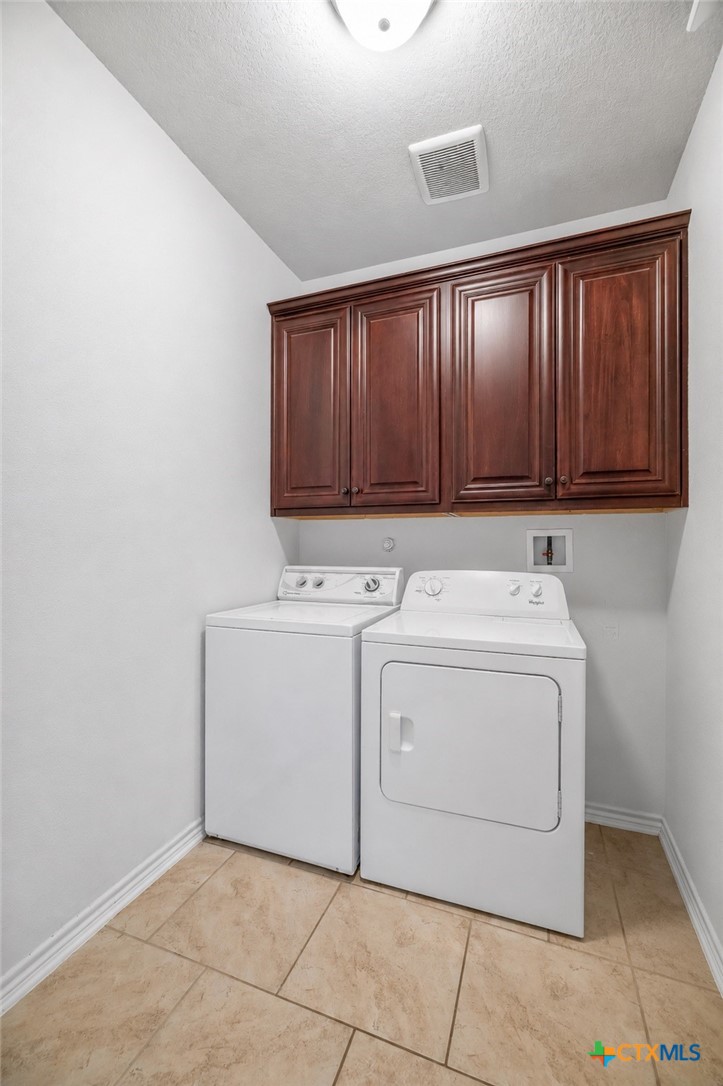 559 County Road 002, Hallettsville, TX 77964 — photo 1