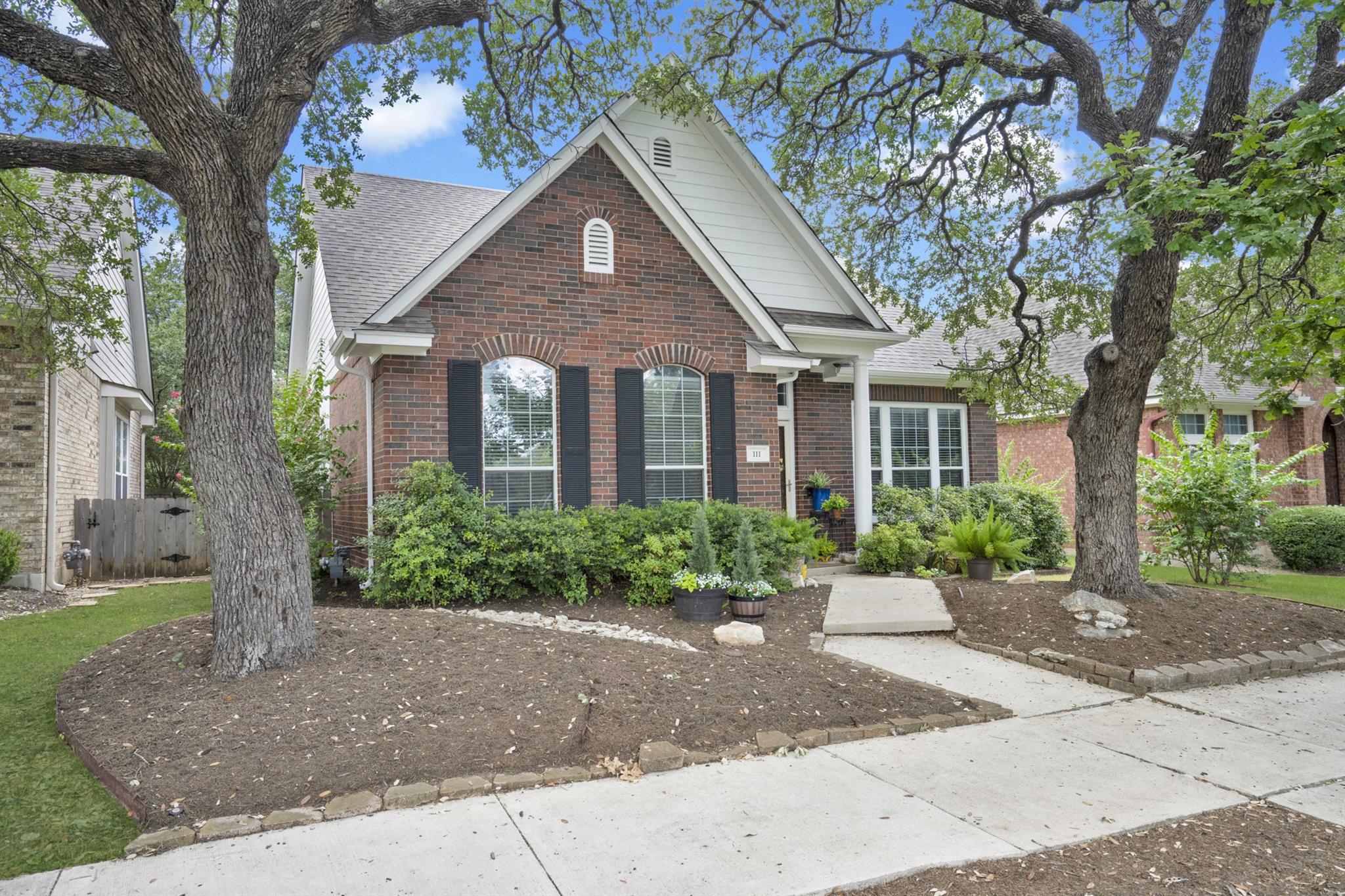 111 Village Park, Georgetown, TX 78633 — photo 1