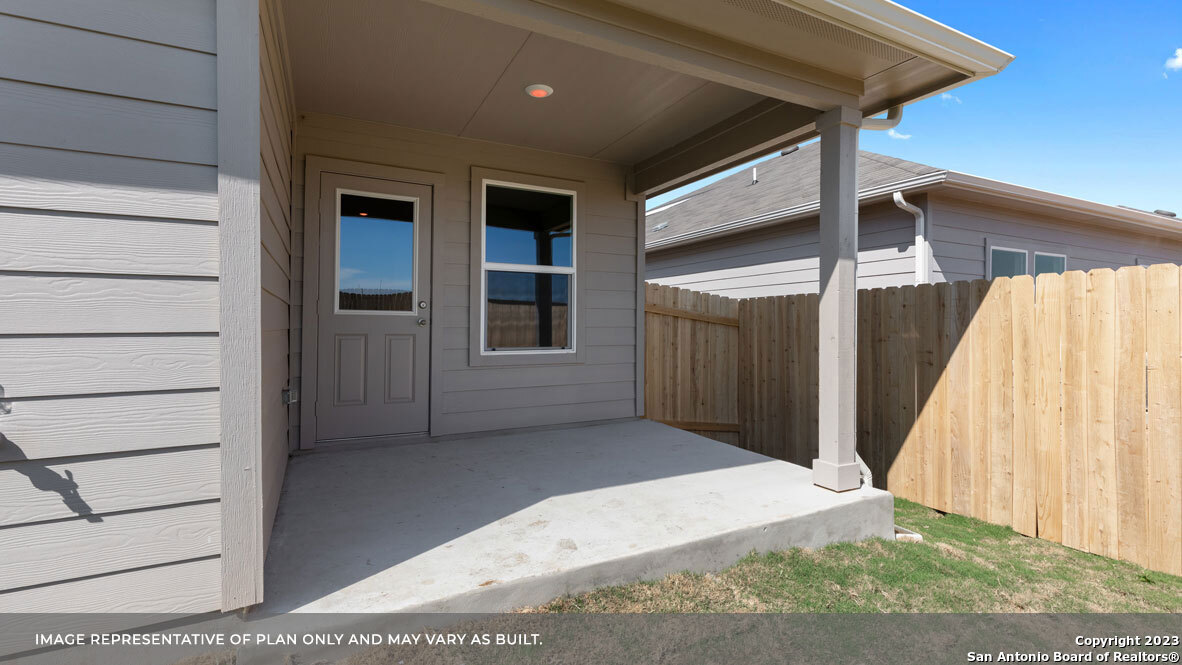 708 Peccary Place, , 78155 — photo 1