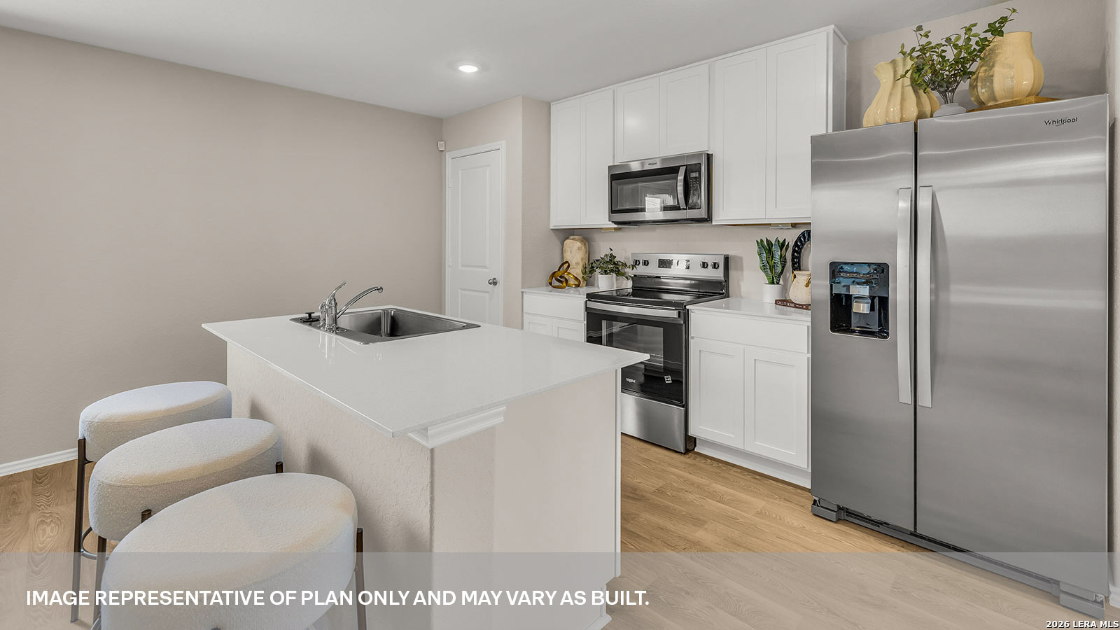 1023 Gladys Run, , 78155 — photo 1