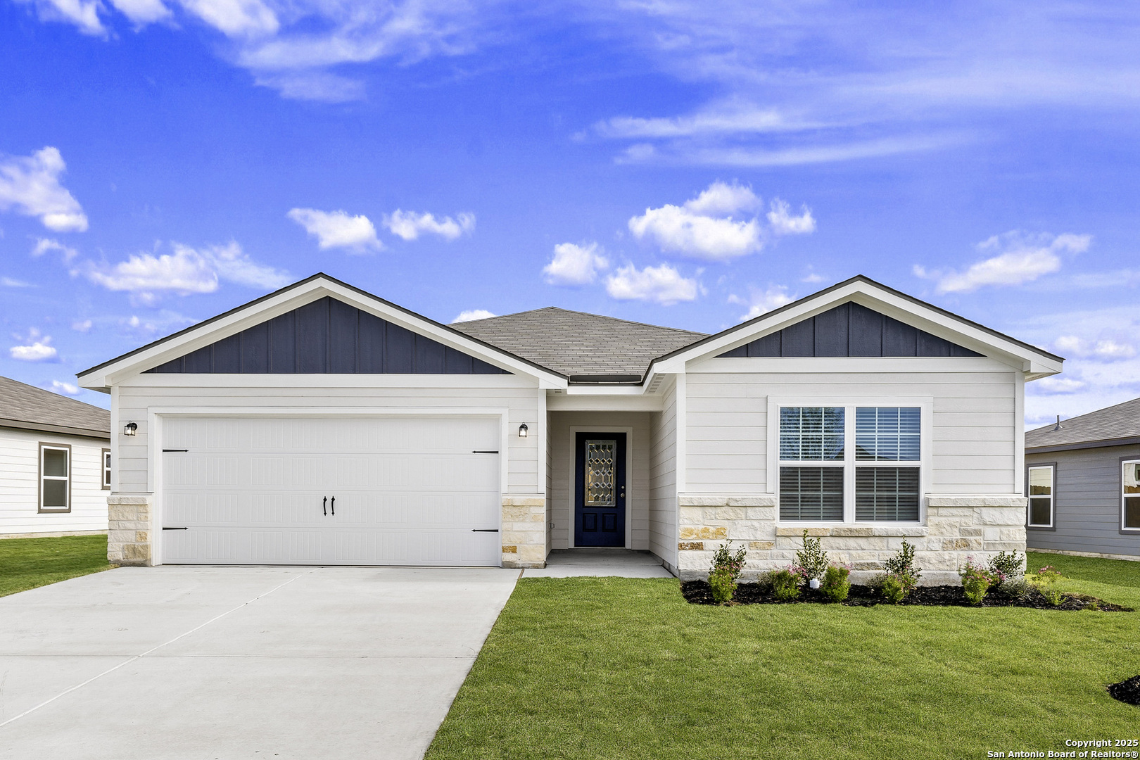 16177 Farmer, Lytle, TX 78052 — photo 1