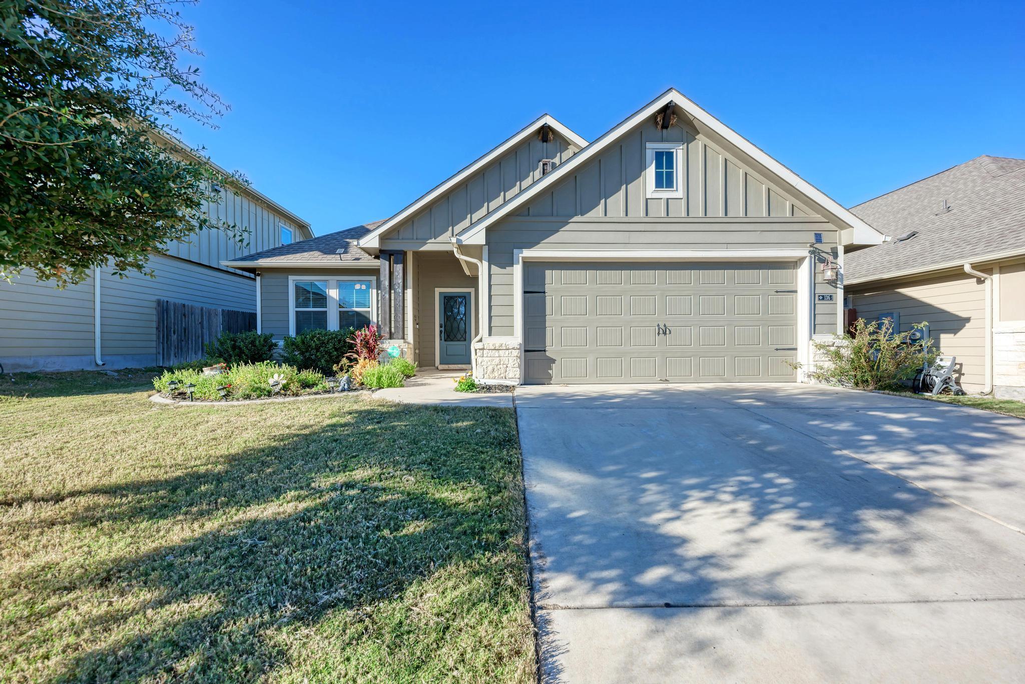 136  Finley St, Hutto, TX 78634 — photo 1