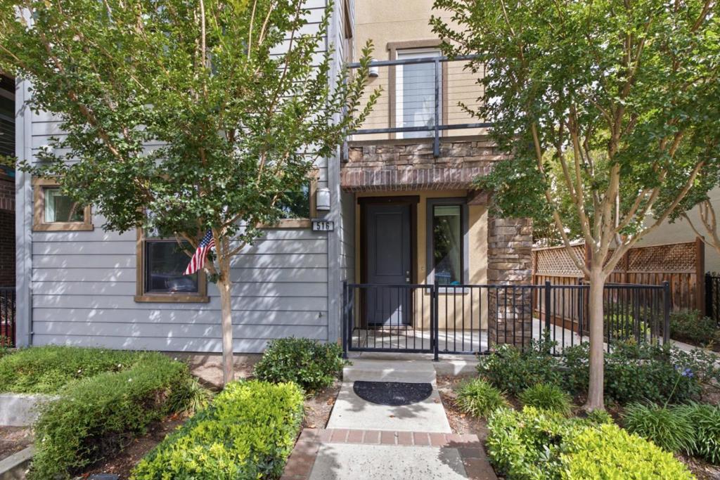 516 Palmer Avenue, Hayward, CA 94541 — photo 1