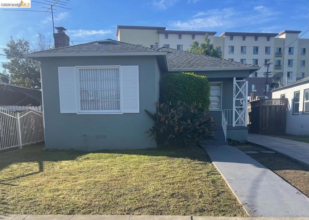 1626 104th Ave, Oakland, CA 94603 — photo 1