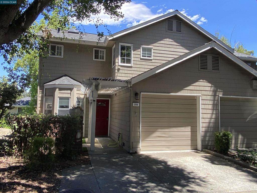 209 Hidden Creek Ct, Martinez, CA 94553 — photo 1