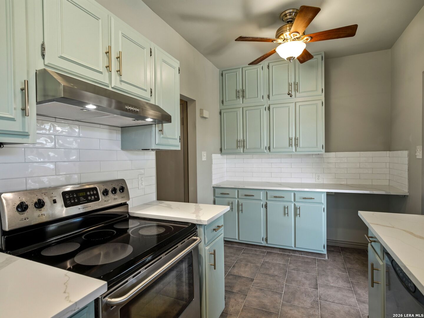 7123 Thrush View Lane, ,  78209 — photo 1