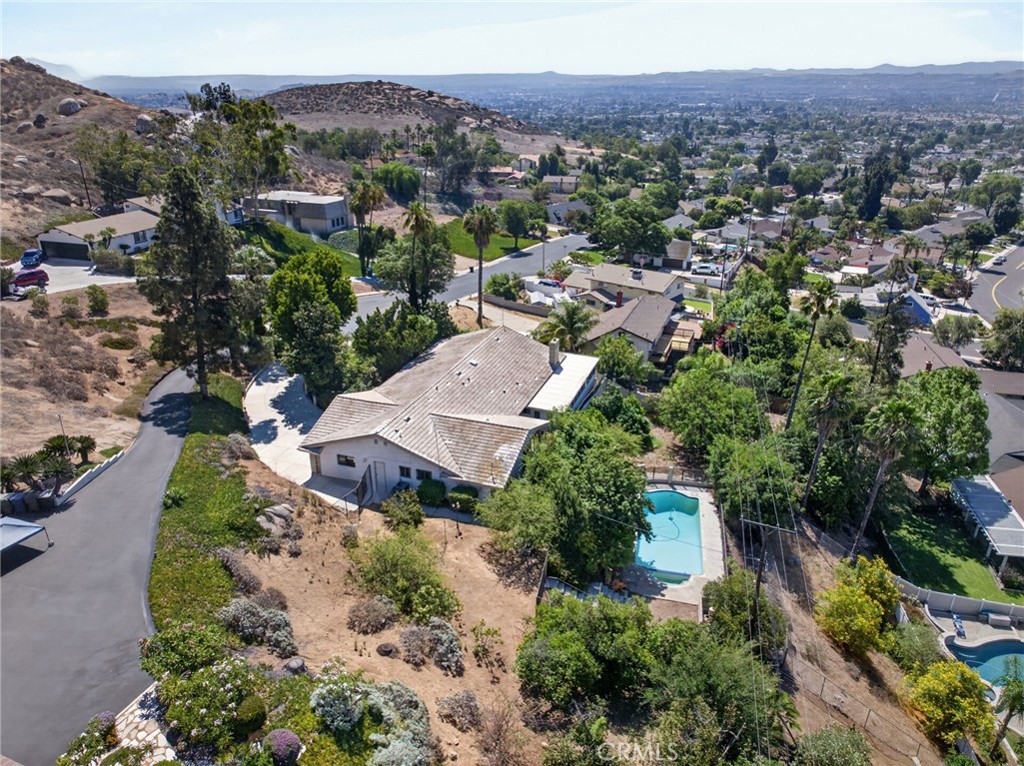 5462 Sierra Vista, Riverside, CA 92505 — photo 1