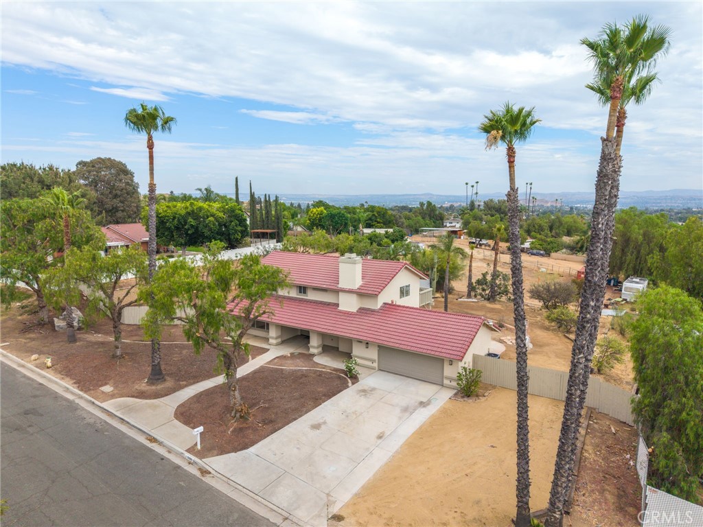 10880 Valley Drive, Riverside, CA 92505 — photo 1