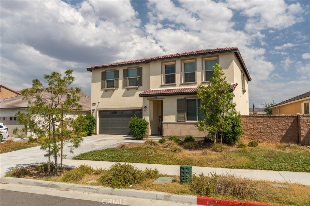 575 Feeder, Hemet, CA 92543 — photo 1