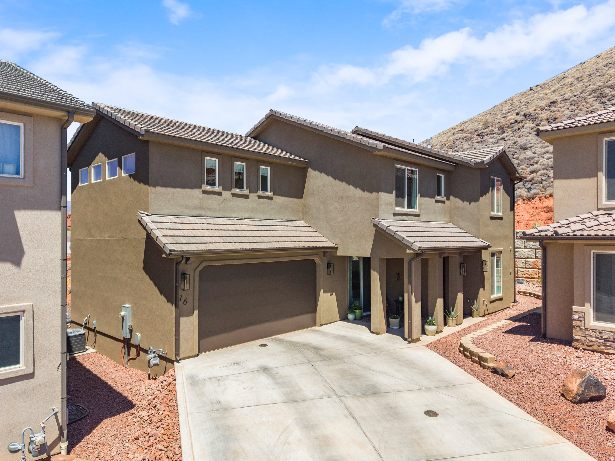 438 N STONE MOUNTAIN DR, St. George, UT 84770 — photo 1