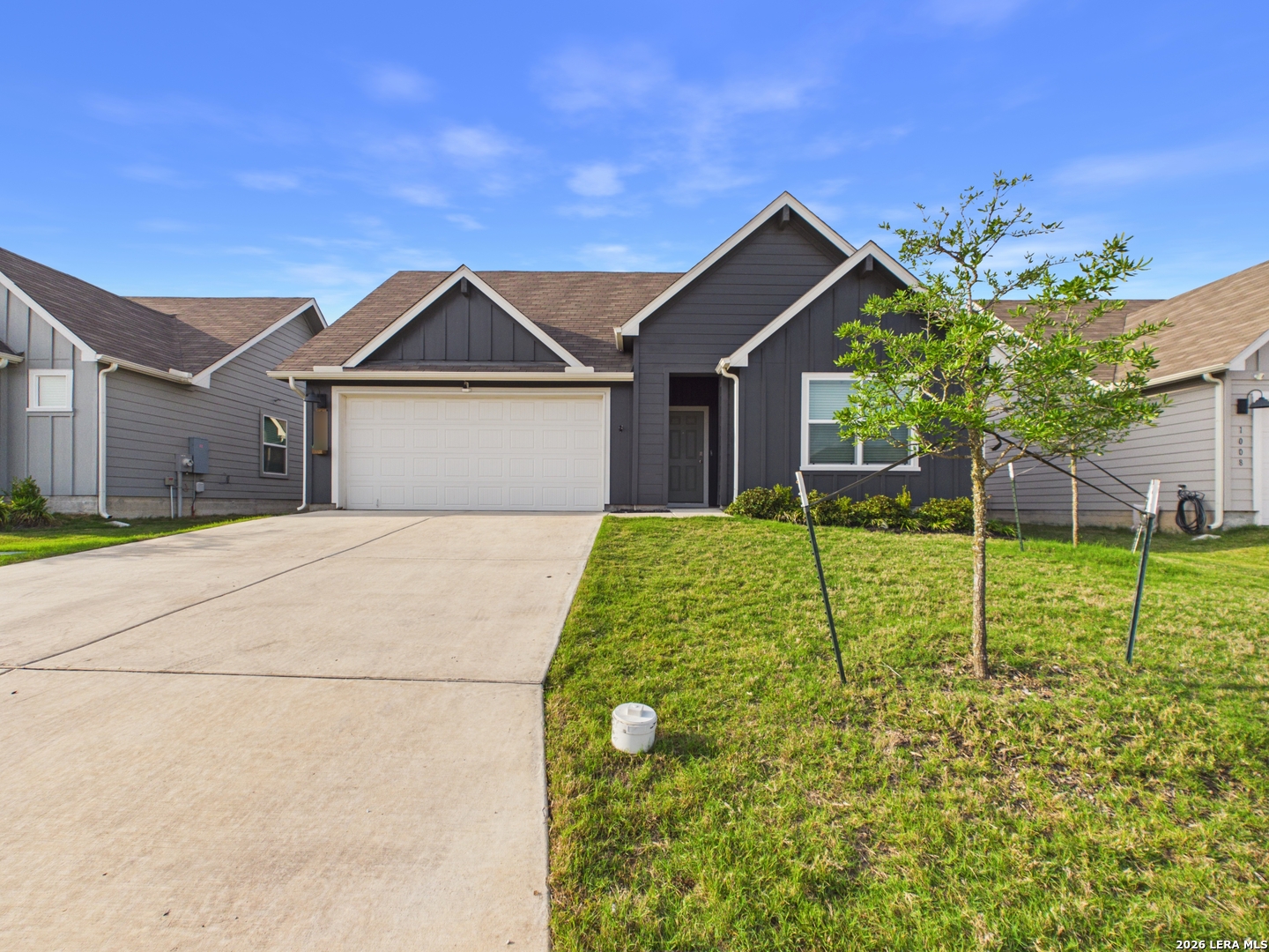 1012 BETSY DR, ,  78155 — photo 1