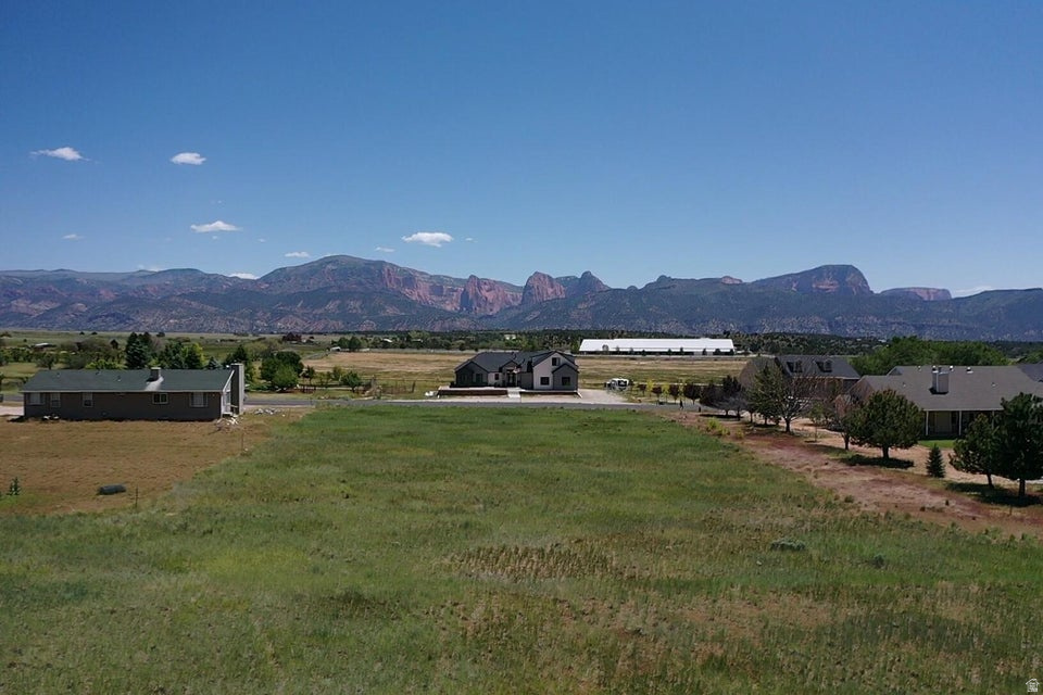 646 S 800 E, New Harmony, UT 84757 — photo 1
