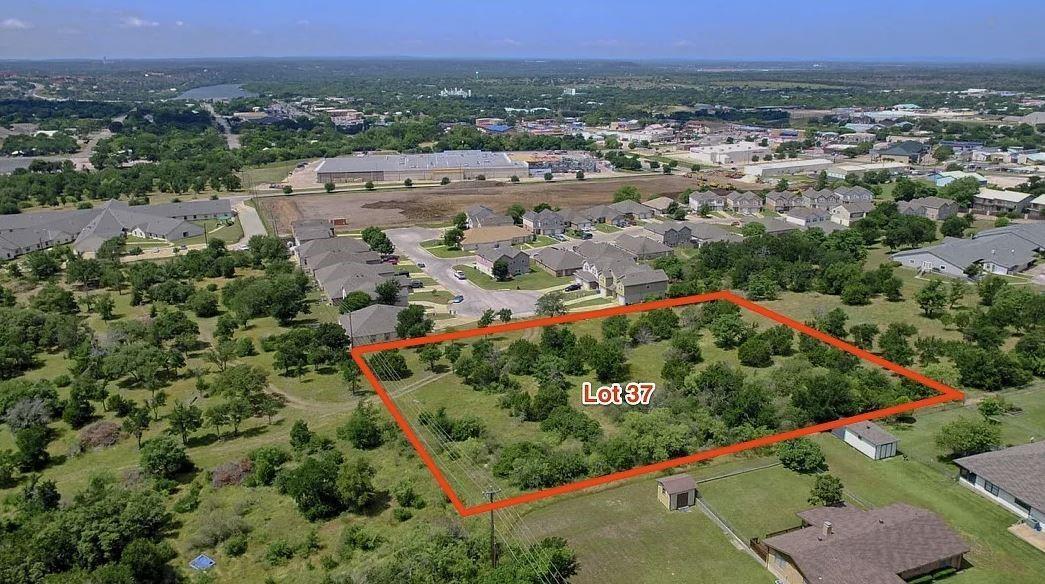 Lot 37 Claremont, Marble Falls, TX 78654 — photo 1