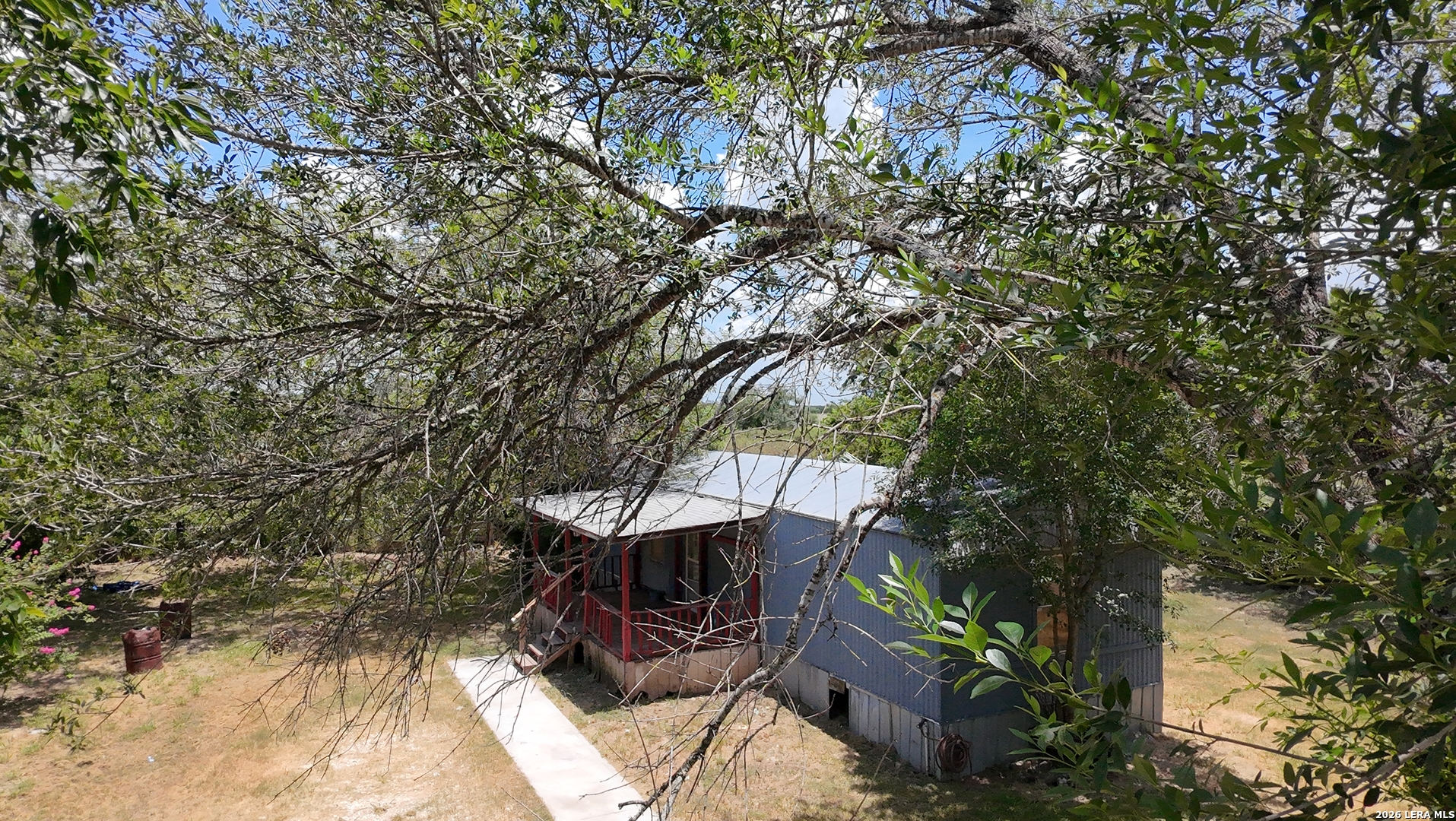 18490 La Gloria Rd, ,  78112 — photo 1