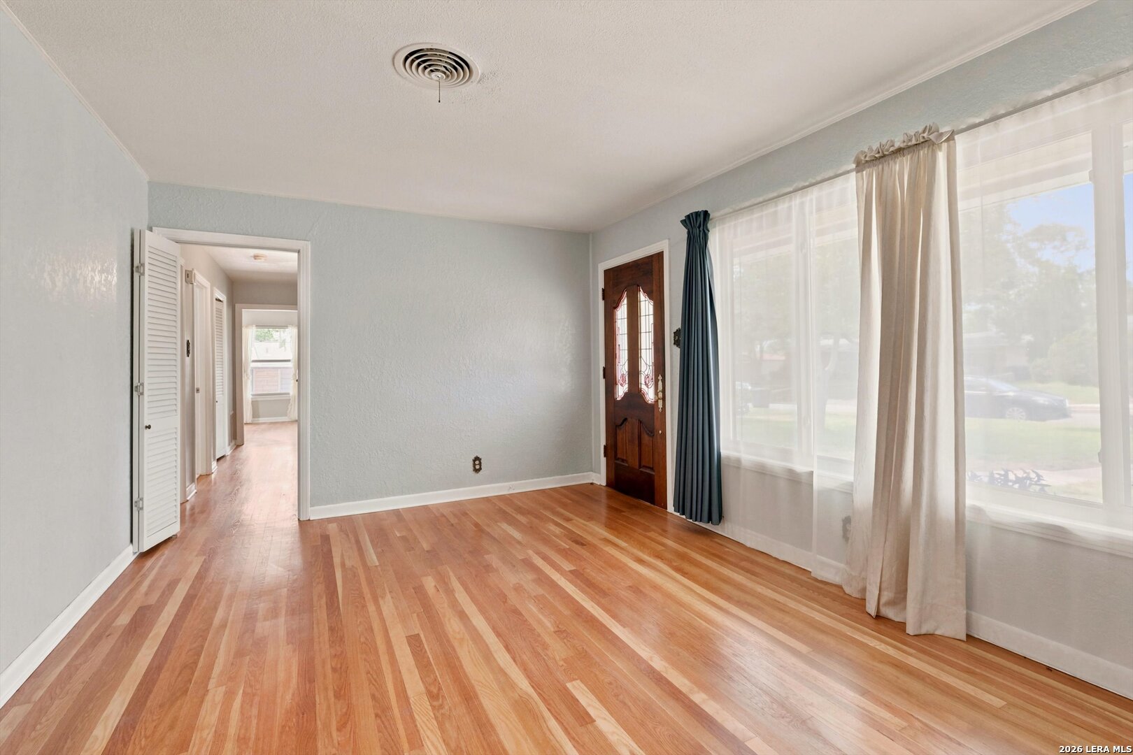 435 McNeel Rd, ,  78228 — photo 1