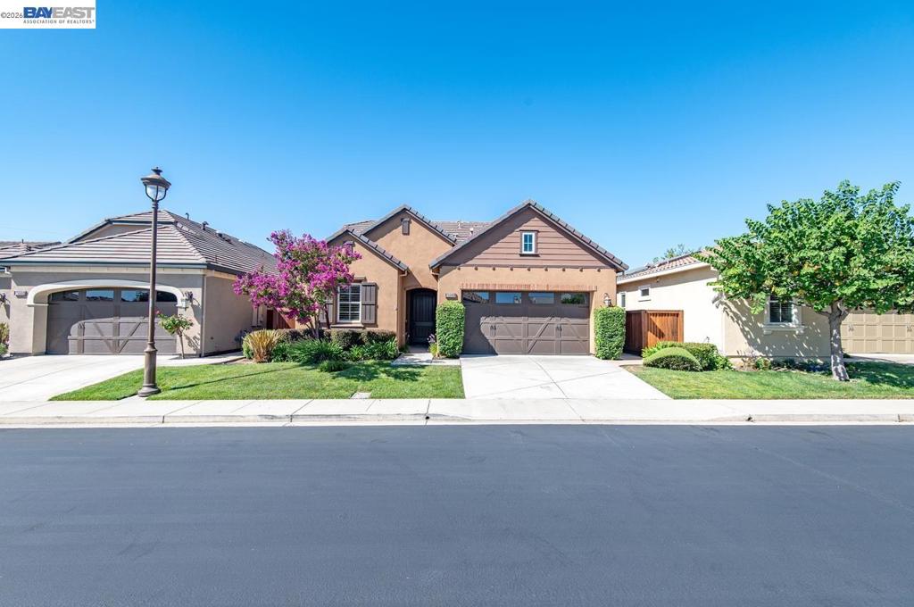 1033 Malbec Ln, Brentwood, CA 94513 — photo 1