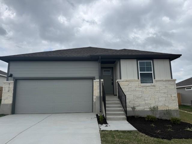 112 Hayburner, Burnet, TX 78611 — photo 1