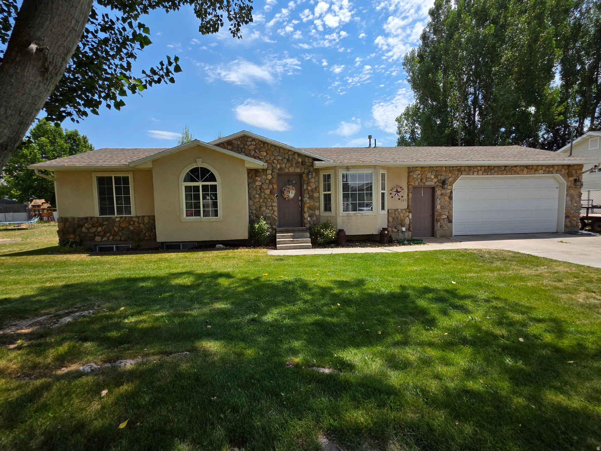 385 S 650 E, Hyrum, UT 84319 — photo 1