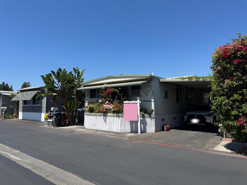 2135 Little Orchard 61, San Jose, CA 95125 — photo 1