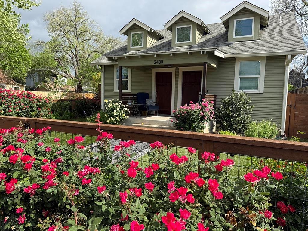 2400 Canterbury, Austin, TX 78702 — photo 1