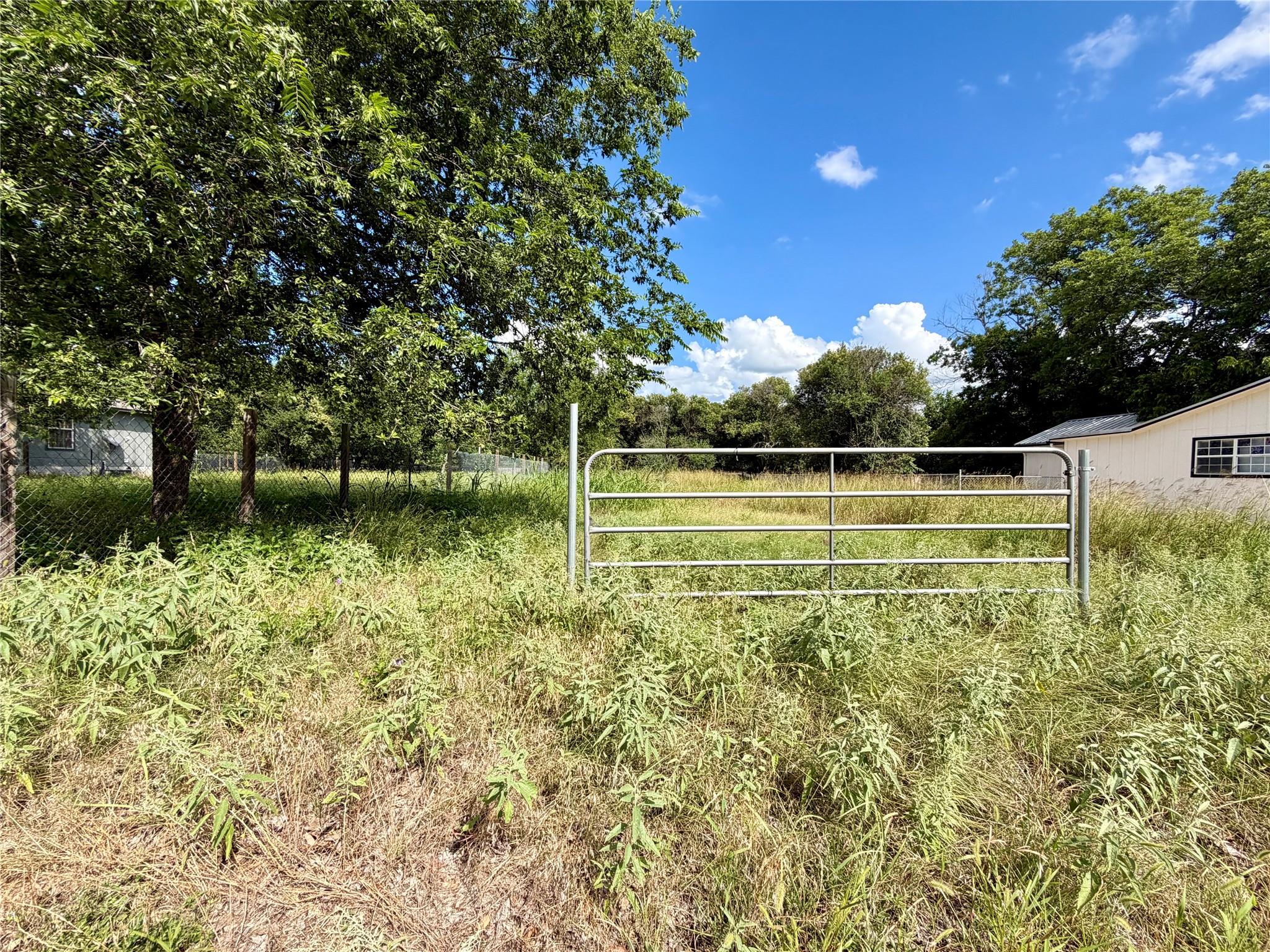 1117 Gravel, San Marcos, TX 78666 — photo 1