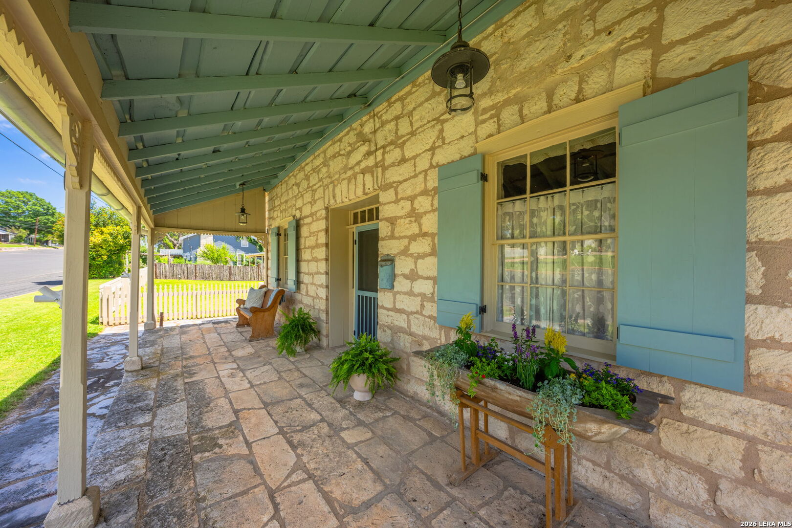 419 San Antonio St, ,  78624 — photo 1