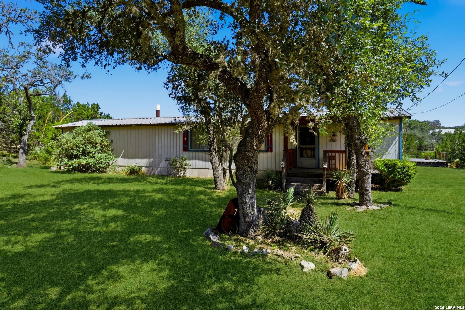 735 Hondo Creek Rd, , 78883 — photo 1