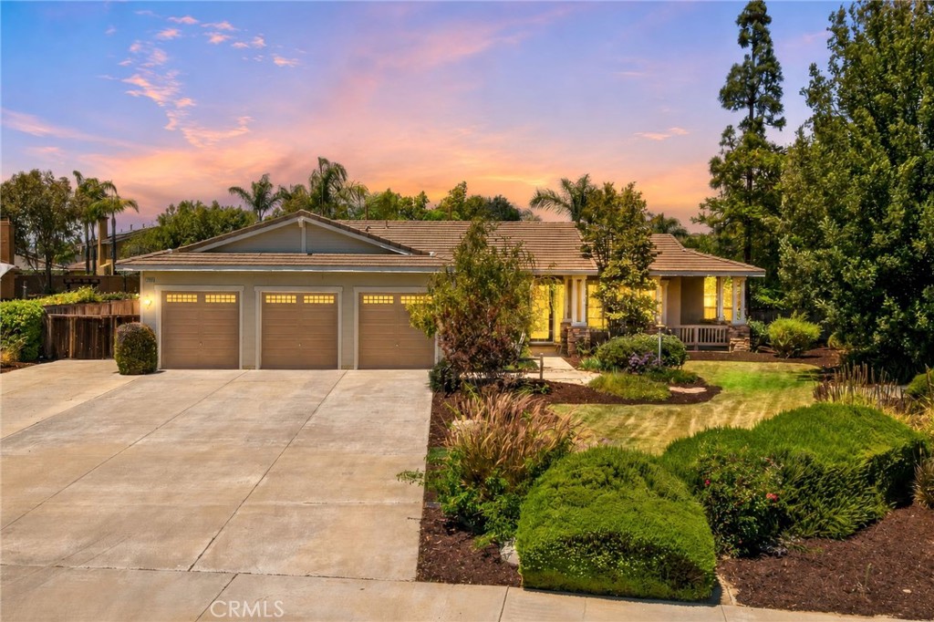 42248 Chisolm Trail, Murrieta, CA 92562 — photo 1
