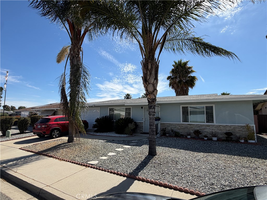 561 Whitney Drive, Hemet, CA 92543 — photo 1