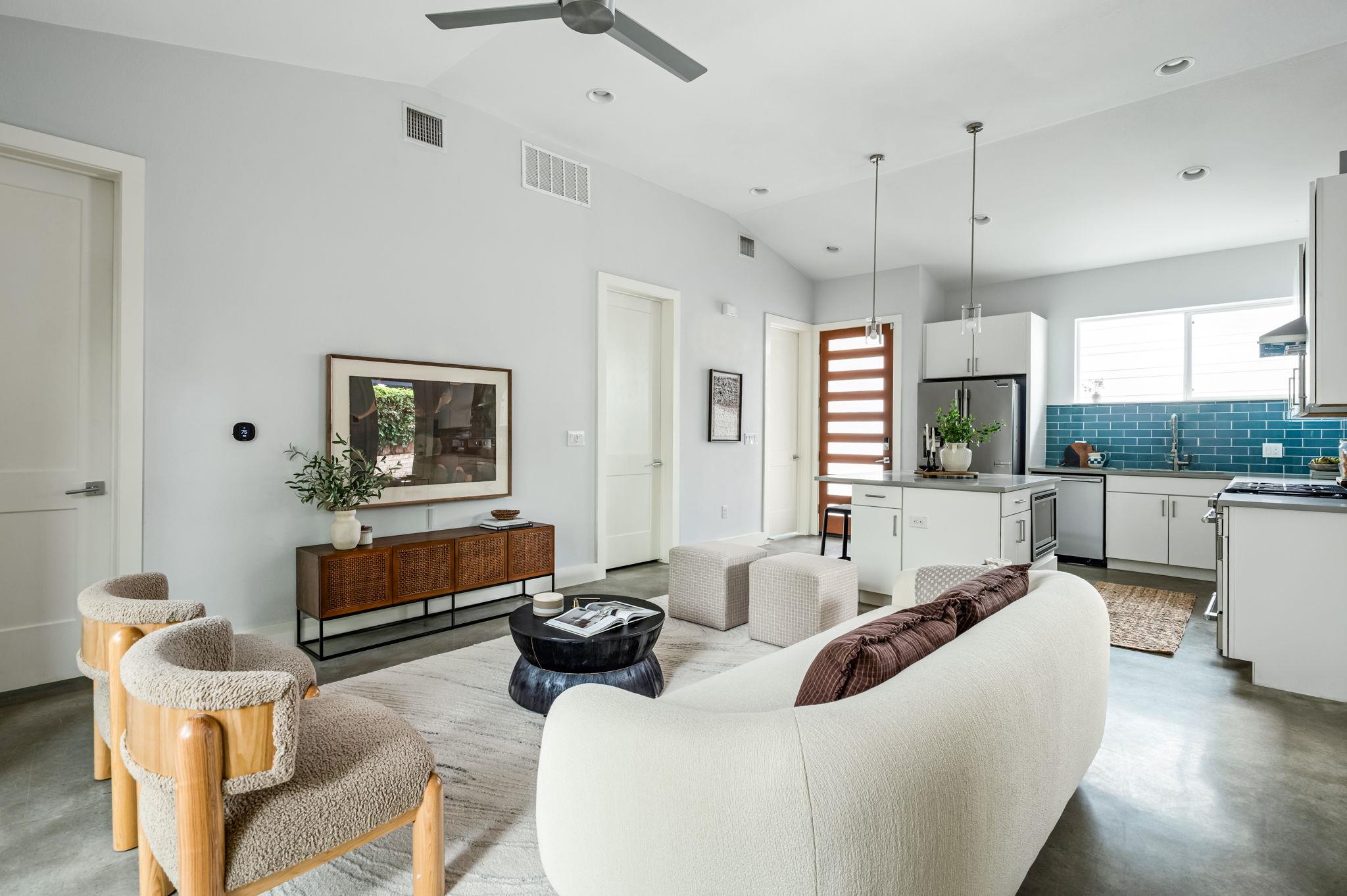 1703 Perez, Austin, TX 78721 — photo 1